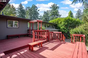 13185 NW Pettygrove St, Portland, OR 97229 - Photo 33