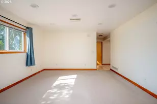 13185 NW Pettygrove St, Portland, OR 97229 - Photo 27