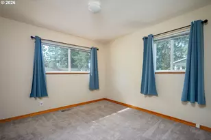 13185 NW Pettygrove St, Portland, OR 97229 - Photo 21