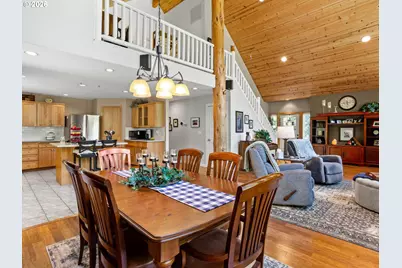 22905 NE Canyon Rd, Battle Ground, WA 98604 - Photo 11