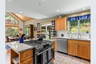 22905 NE Canyon Rd, Battle Ground, WA 98604 - Photo 13