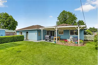 645 Smith Dr, Woodburn, OR 97071 - Photo 33