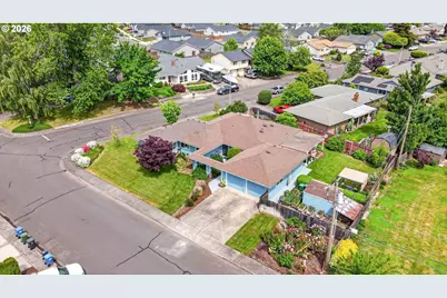 645 Smith Dr, Woodburn, OR 97071 - Photo 45
