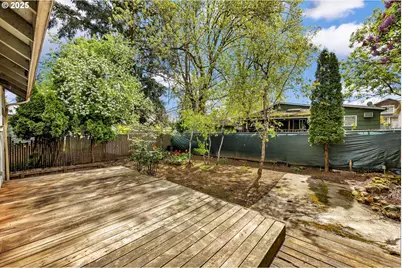 7822 SE Henry St, Portland, OR 97206 - Photo 23