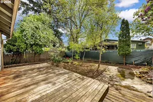 7822 SE Henry St, Portland, OR 97206 - Photo 23