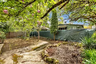 7822 SE Henry St, Portland, OR 97206 - Photo 27