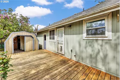 7822 SE Henry St, Portland, OR 97206 - Photo 21