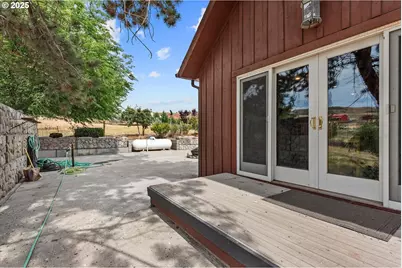 18122 Hulden Ln, Arlington, OR 97812 - Photo 11