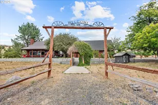 18122 Hulden Ln, Arlington, OR 97812 - Photo 3