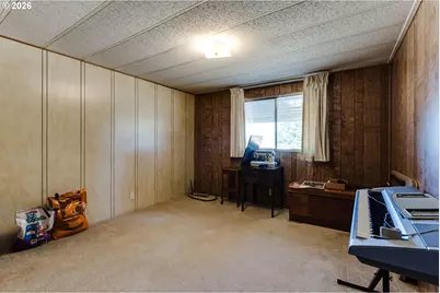 34714 Highway 58, Eugene, OR 97405 - Photo 21
