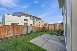 210 Black Hawk Ct, Columbia City, OR 97018 - Photo 5