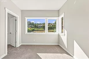 210 Black Hawk Ct, Columbia City, OR 97018 - Photo 29