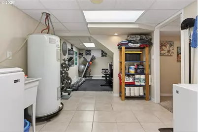 121 W 10th St, The Dalles, OR 97058 - Photo 35