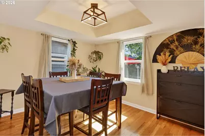 121 W 10th St, The Dalles, OR 97058 - Photo 17
