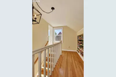 121 W 10th St, The Dalles, OR 97058 - Photo 23