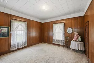 906 C St, Myrtle Point, OR 97458 - Photo 23