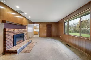 236 Greenvale Dr, Springfield, OR 97477 - Photo 13