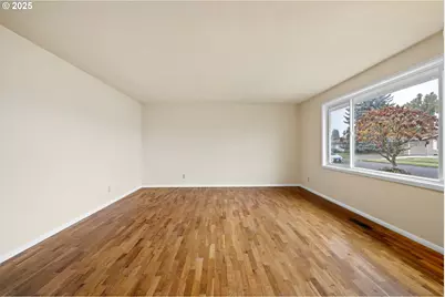 236 Greenvale Dr, Springfield, OR 97477 - Photo 5