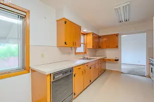 6207 NW Lincoln Ave, Vancouver, WA 98663 - Photo 15