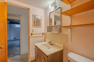 6207 NW Lincoln Ave, Vancouver, WA 98663 - Photo 37