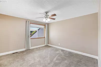 12031 SE 104th Ct, Happy Valley, OR 97086 - Photo 17