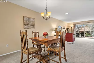 10440 SW Greenleaf Ter, Tigard, OR 97224 - Photo 9