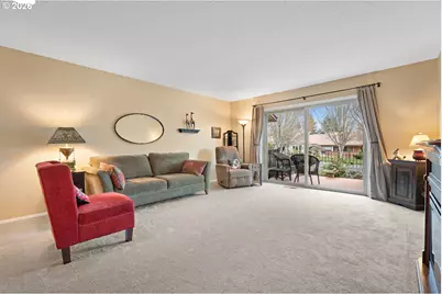 10440 SW Greenleaf Ter, Tigard, OR 97224 - Photo 7