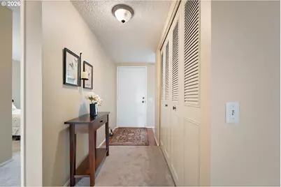 10440 SW Greenleaf Ter, Tigard, OR 97224 - Photo 5