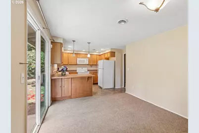 1728 NE 19th St, McMinnville, OR 97128 - Photo 9