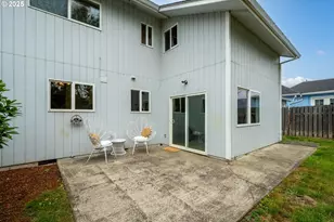 1009/1011 Grove Ave, Tillamook, OR 97141 - Photo 35