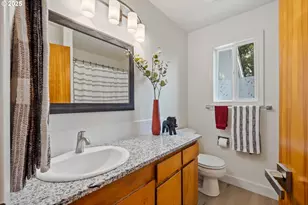 1009/1011 Grove Ave, Tillamook, OR 97141 - Photo 25