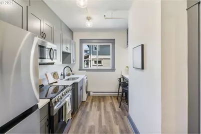 804 SE Cesar E Chavez Blvd #27, Portland, OR 97214 - Photo 17