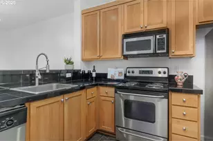 1180 SW 170th Ave, Beaverton, OR 97003 - Photo 15