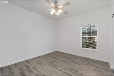 1180 SW 170th Ave #100, Beaverton, OR 97003 - Photo 17