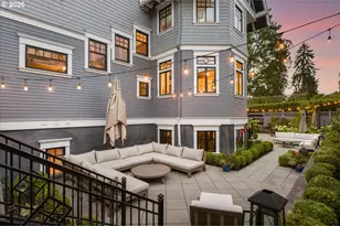 2023 SW Montgomery Dr, Portland, OR 97201 - Photo 35