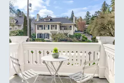 2023 SW Montgomery Dr, Portland, OR 97201 - Photo 19