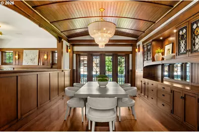 2023 SW Montgomery Dr, Portland, OR 97201 - Photo 5