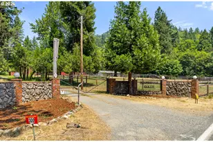 340 Speaker Rd, Wolf Creek, OR 97497 - Photo 27