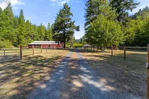 340 Speaker Rd, Wolf Creek, OR 97497 - Photo 15