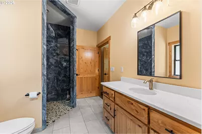 340 Speaker Rd, Wolf Creek, OR 97497 - Photo 37