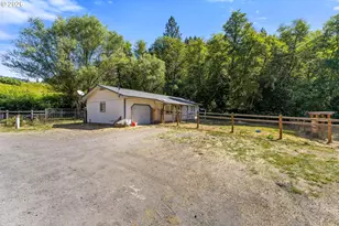 340 Speaker Rd, Wolf Creek, OR 97497 - Photo 19