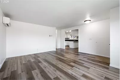 422 S 49th Pl, Springfield, OR 97478 - Photo 5