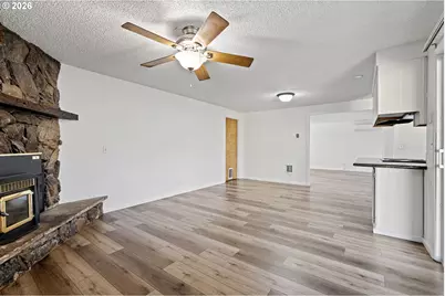 422 S 49th Pl, Springfield, OR 97478 - Photo 23