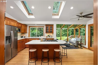 4602 SW 25th Ave, Portland, OR 97239 - Photo 9