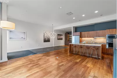 841 S Gaines St #117, Portland, OR 97239 - Photo 7