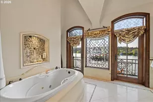 1527 Lake Front Rd, Lake Oswego, OR 97034 - Photo 19