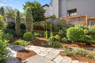 221 SW Texas St., Portland, OR 97219 - Photo 33