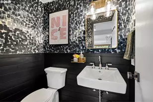 2240 Valhalla St, Eugene, OR 97401 - Photo 21