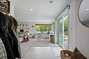 2240 Valhalla St, Eugene, OR 97401 - Photo 13