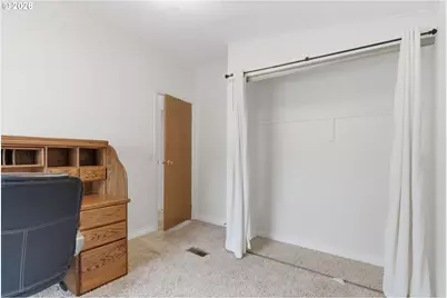 10400 SE Cook Ct #4, Milwaukie, OR 97222 - Photo 33